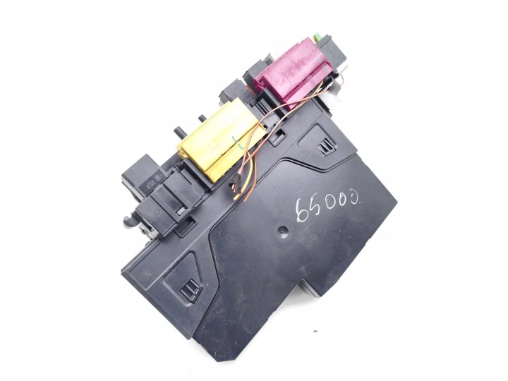 MERCEDES-BENZ C-CLASS CHÂSSIS MODULE FUSIBLES C 220 CDI DIESEL 2011
