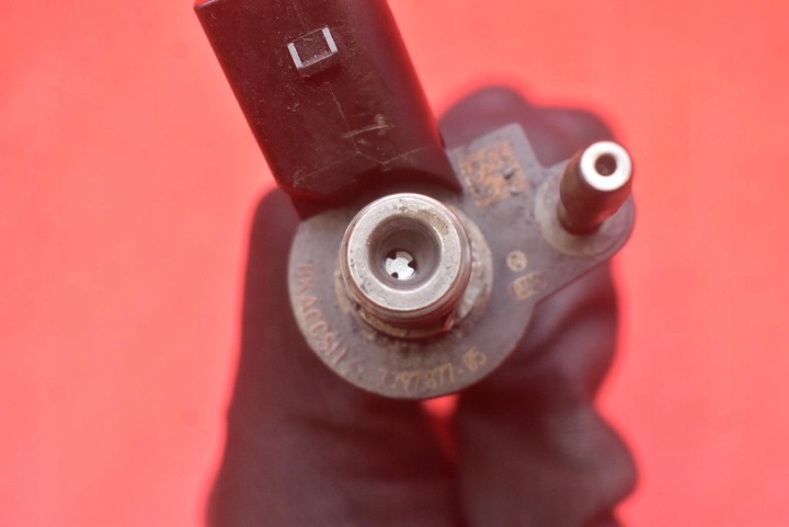 INJECTEUR INJECTEUR TEST 7797877-05 BMW E60 E61 2.0 D 177 KM 07-10