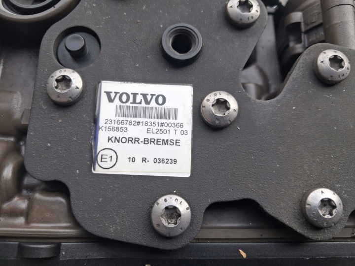 SOUPAPE DÉSHYDRATEUR AIR APM VOLVO FH 4 FM 4 FMX 4 EURO 6