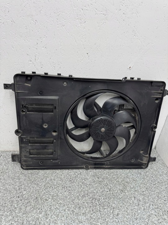 VENTILATEUR RADIATEUR VOLVO V40 II 2012-2018R 31439882 2.0 D