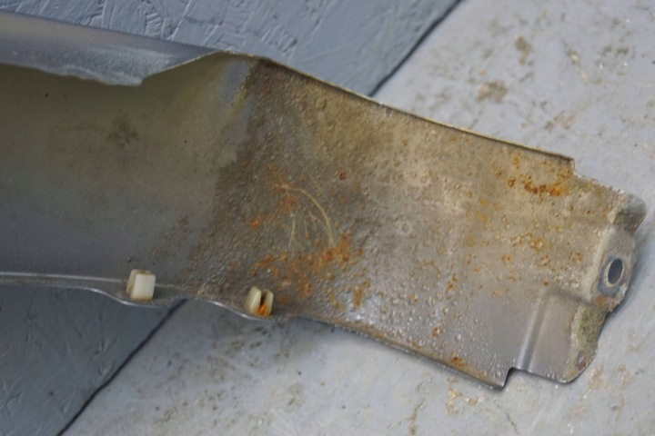 CHEVROLET AVEO T250 LIFT AILE DROIT AVANT (B2257)