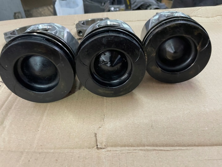 TLOK+KORBOWOD 2.0 DCI M9R TRAFIC LAGUNA KOLEOS 7701477818