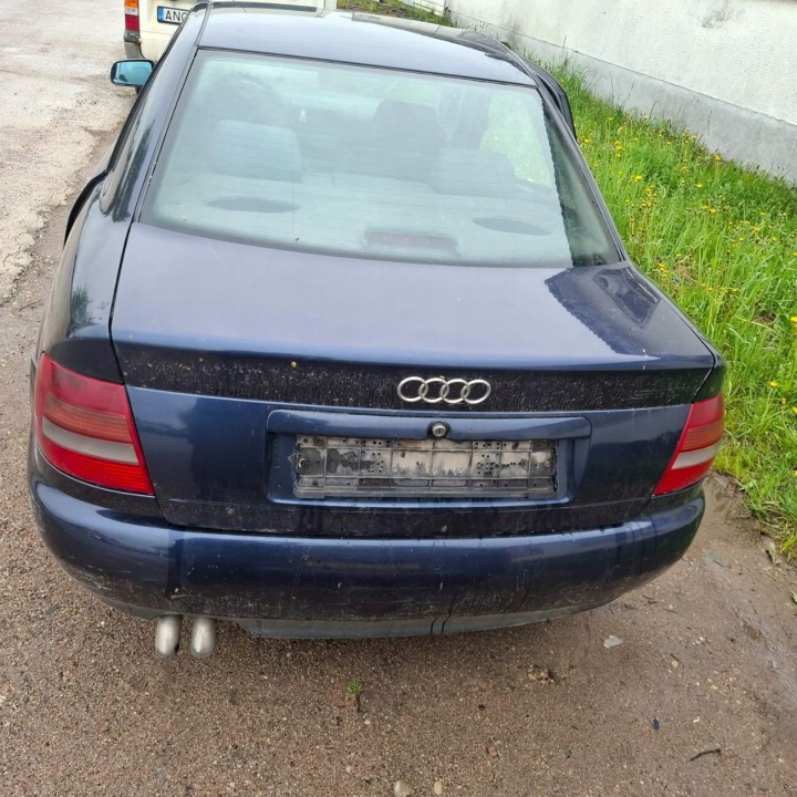 AUDI A4 COUSSINS MOTEUR ET COUSSINS BOÎTE DE VITESSES 1996 1.9L 114858620 F