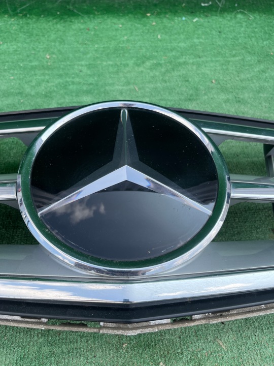 MERCEDES C CLASSE 204 CALANDRE GRILLE INSIGNE ÉTOILE A2048801923