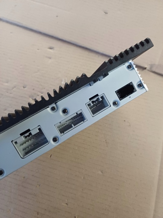 AMPLIFICATEUR AUDIO VOLVO XC90 NR. 30732824