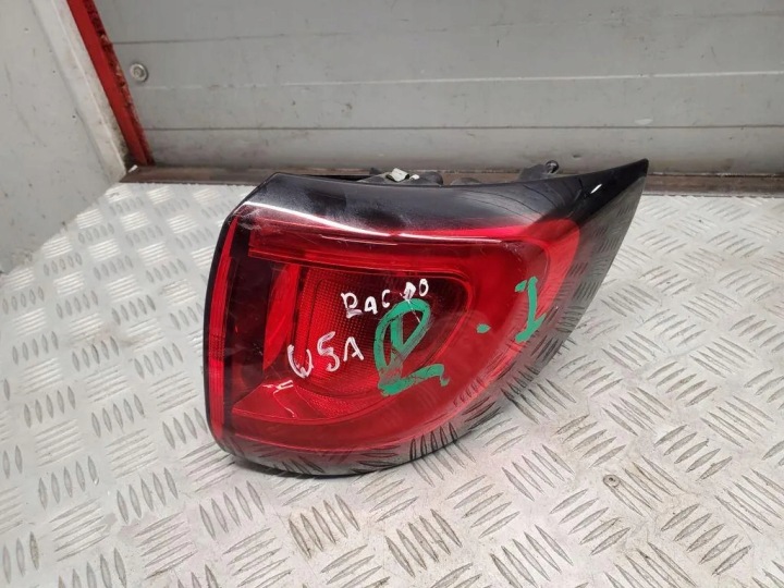 PHARE DROITE ARRIÈRE CHRYSLER PACIFICA P68229026AF 3.6L GASOLINE 214KW 2020