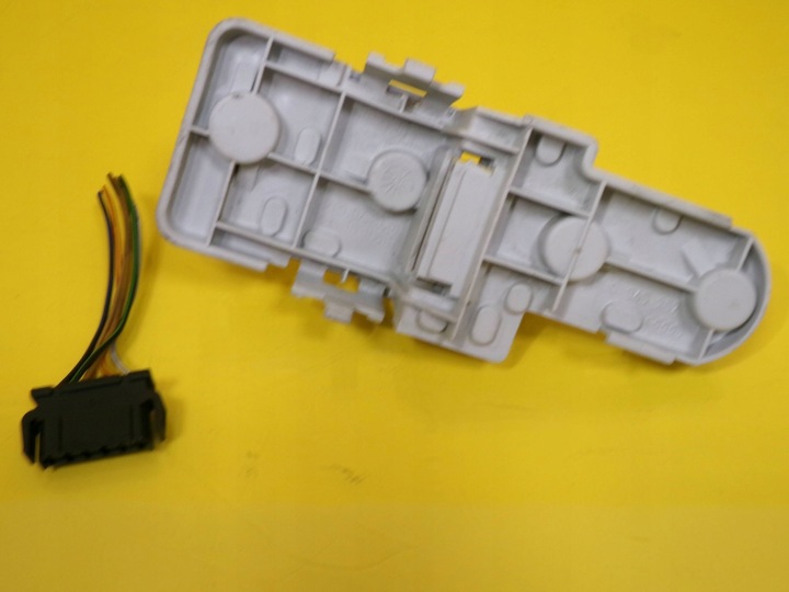 DOUILLE D'AMPOULE ARRIÈRE DROIT ARRIÈRE AUDI A3 8L 8L0945257 NR185