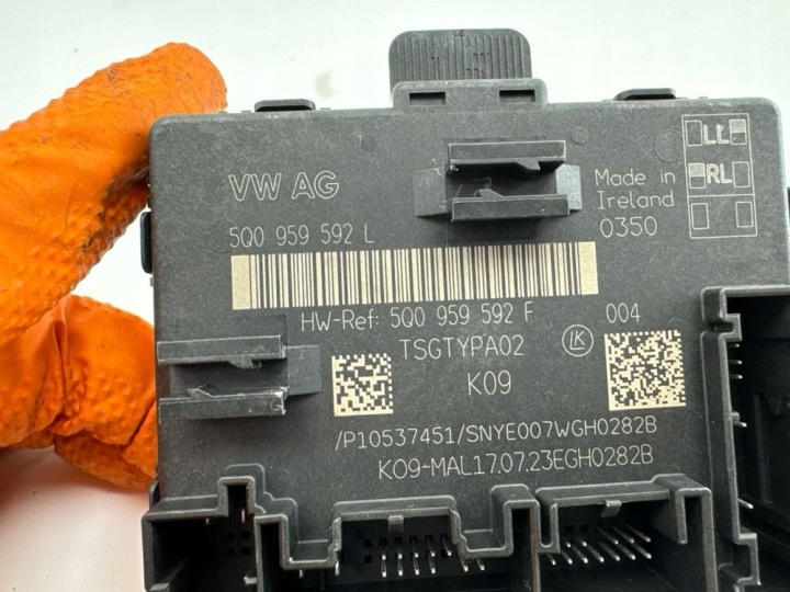 AUDI A3 8Y 2023 CONTRÔLEUR MODULE PORTES