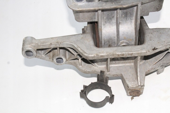 AVANT COUSSIN MOTEUR PORSCHE BOXSTER (987) 9A137514521 2.9L GASOLINE