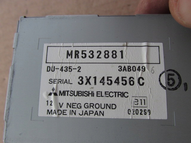 MITSUBISHI PAJERO III 2003R MR532881 MONITEUR
