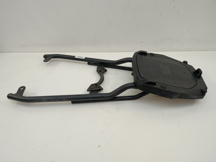 YAMAHA XSR 700 CHÂSSIS SOUS COFFRE PLAQUE