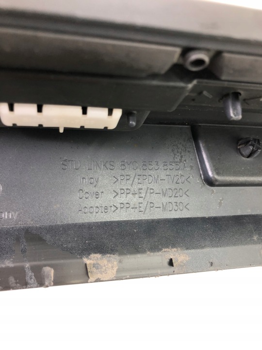 AUDI RS3 8Y REVÊTEMENT MOULURE SEUIL GAUCHE KOLOR-LY9T 8Y0853855A