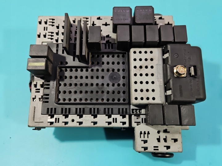 ORDINATEUR CONTRÔLEUR MOTEUR 28SA5015 0281019319 VOLVO S60 I 2.4 D5