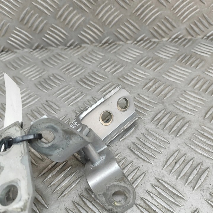 LEXUS IS II GSE2_, ALE2_, USE2_ KIT CHARNIÈRES DROITS AVANT PORTES