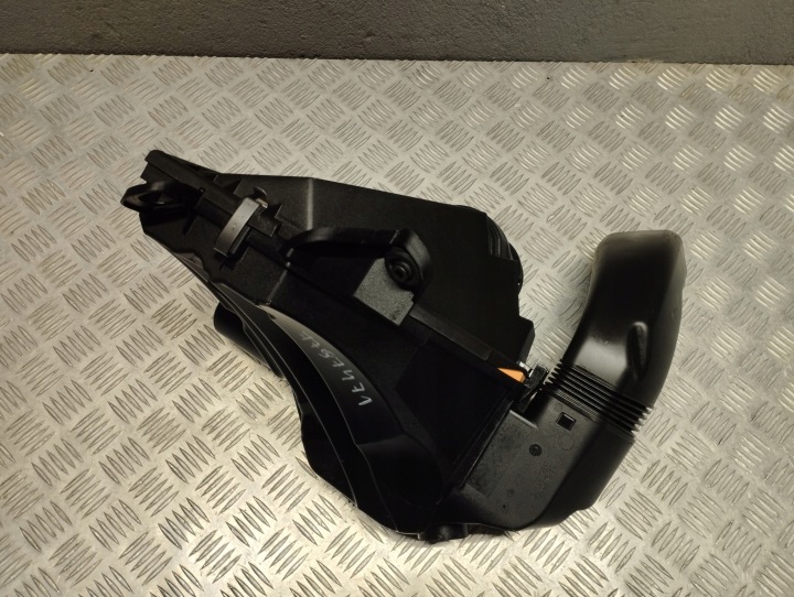 BMW E90 E91 E92 E93 CHÂSSIS FILTRE AIR 7797471