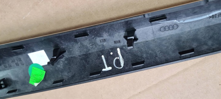 SQ5 80A Q5 MOULURE DÉCOR DÉCORATIVE PORTES SLINE 1NK DROITE ARRIÈRE AVANT 80A867410T