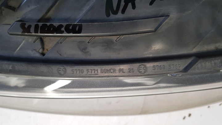 PHARE GAUCHE AVANT VW SCIROCCO