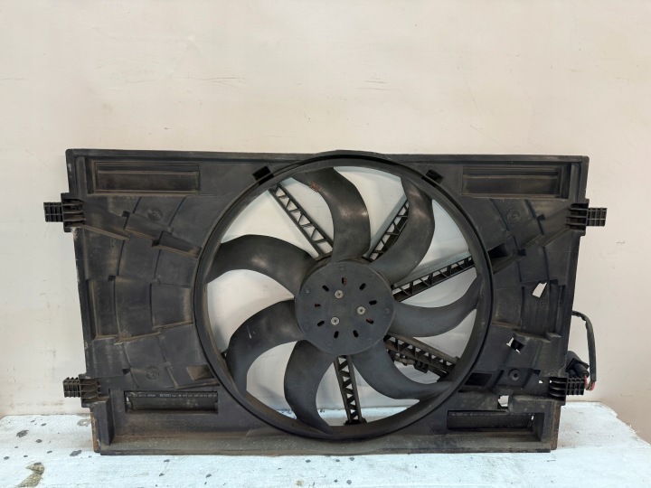 VENTILATEUR RADIATEUR VW SEAT SKODA AUDI 5Q0121203AA 5Q0121205S ORIGINAL