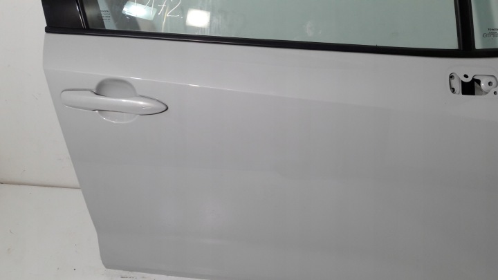 PORTES AVANT DROIT TOYOTA COROLLA E21 (T172)