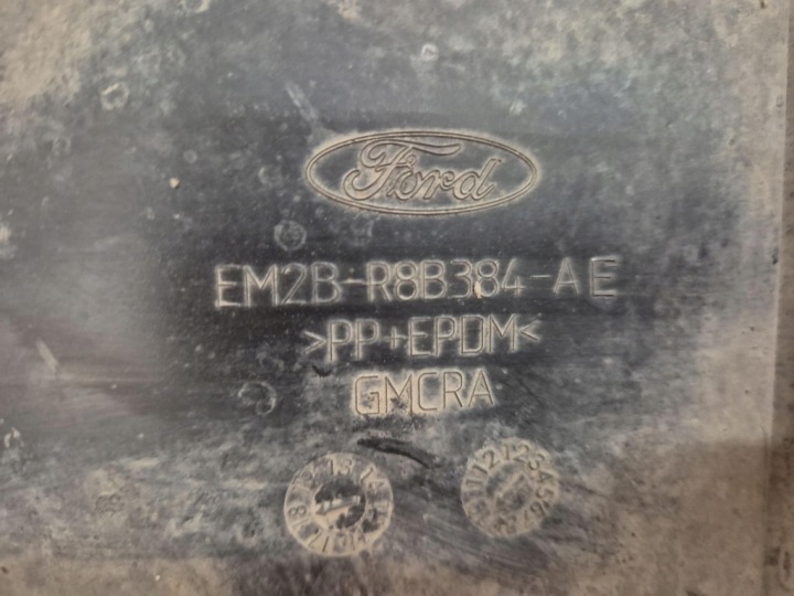 FORD S-MAX MK2 14- PLAQUE PROTECTION SOUS PARE-CHOCS AVANT EM2B-R8B384-AE