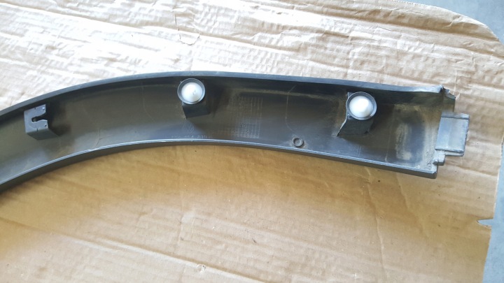 VW T-ROC 17- MOULURE GARDE-BOUE GAUCHE ARRIÈRE 2GA854819E