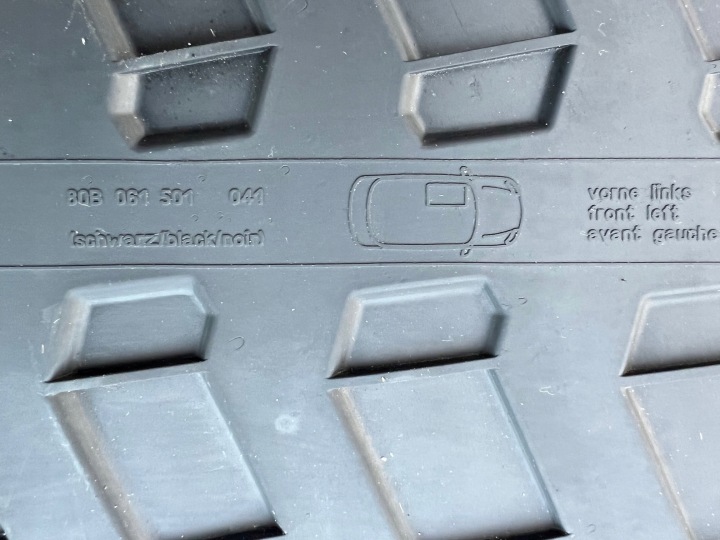 AUDI Q5 80A KIT POUSSOIRS CAOUTCHOUC AVANT ARRIÈRE 80B061501 80A061511