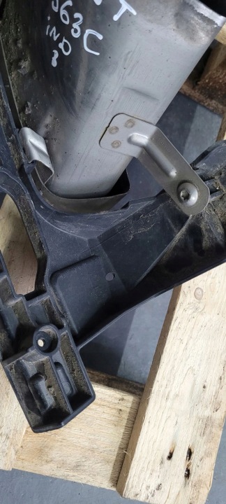 AUDI OE 4G0253825T EMBOUT ÉCHAPPEMENT