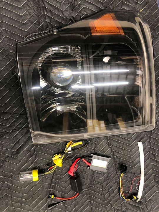 FORD F450 F350 2011+ LAMP 