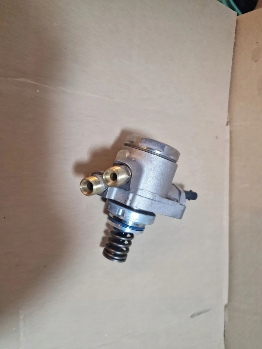 POMPE CARBURANTS HAUTE PRESSION AUDI RS3 8V RSQ3 8U 2.5TFSI 07L127025E