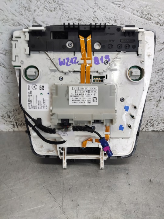MERCEDES W212 LIFT AMPOULE PLAFONNIERS ÉCLAIRAGE CABINES A2129064501