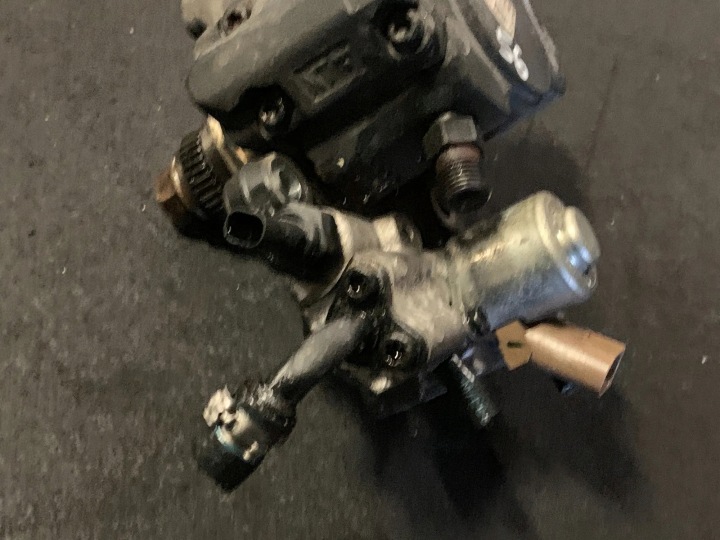 POMPE CARBURANTS MERCEDES-BENZ C (W204) A6510701801 2013