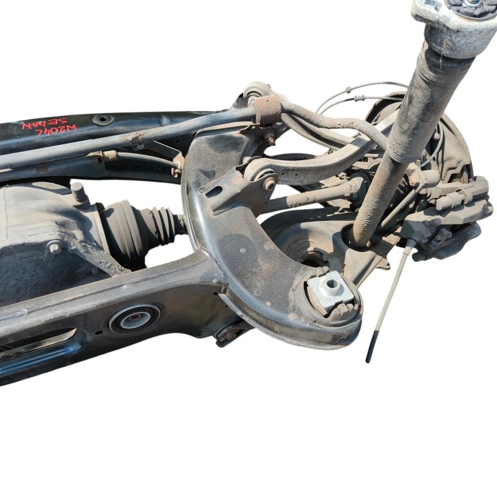 MERCEDES W204 C CLASSE SUSPENSION ARRIÈRE POUTRE COMPLET
