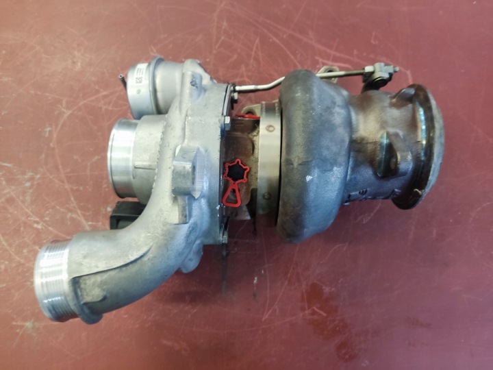 TURBOCOMPRESSEUR MERCEDES A45 CLA45 GLA45 AMG A1330900480