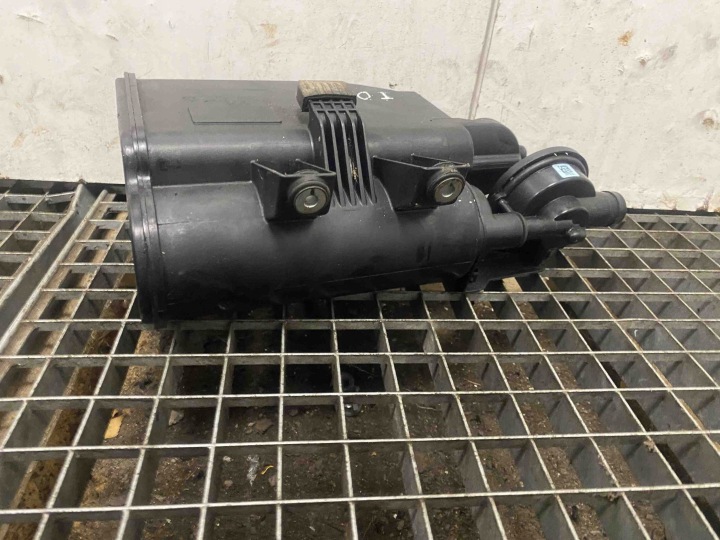 BMW 2 F22 F23 FILTRE CARBONIQUE VAPEUR CARBURANTS 7244151 2015 3000CM3