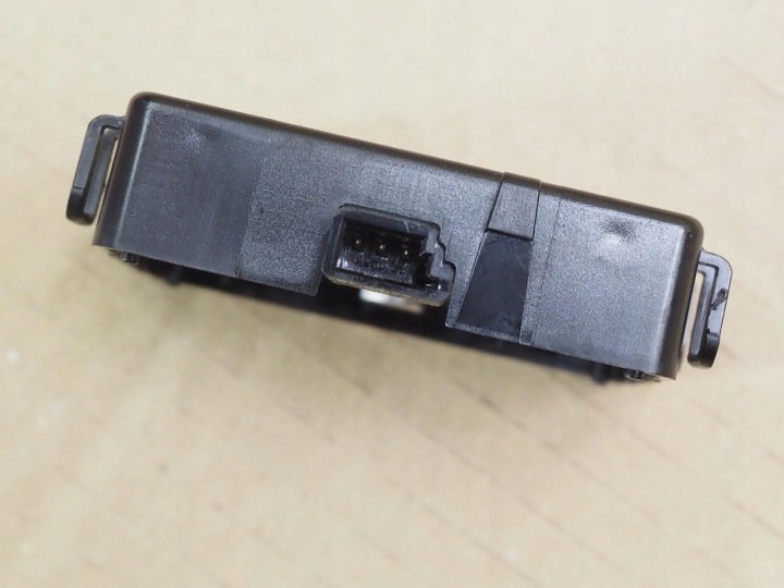 CAPTEUR PLUIE MERCEDES-BENZ CLK A209 W203 A2218702826