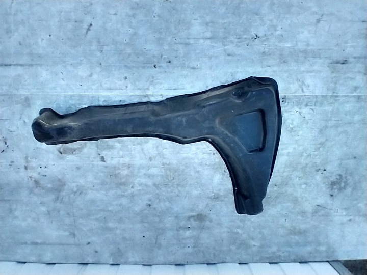 VOLVO V40 II V4 CC CROSS COUNTRY INSONORISATION GARDE-BOUE GAUCHE AVANT 31283054