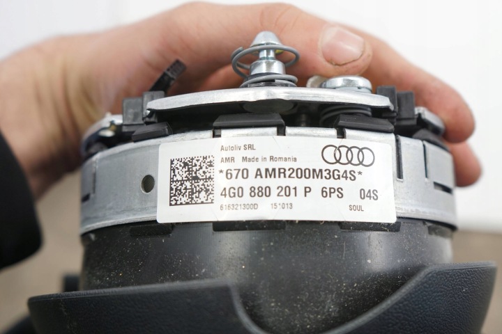 AUDI A6 C7 13R AIRBAG COUSSIN CONDUCTEUR TROIS BRAS S-LINE 4G0880201P