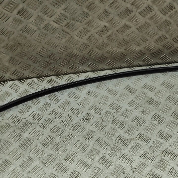MOULURE TOITS DROITE MERCEDES-BENZ CLA COUPÉ (C117) A1176730204 33714519