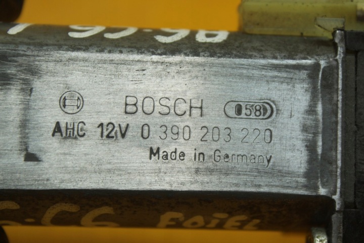 PETIT MOTEUR RÉGLAGES SIÈGES GAUCHE AVANT AUDI A6 C6 0390203220