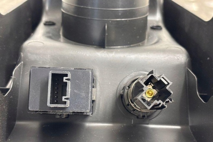 CHÂSSIS CENTRALE COCKPIT OPEL MERIVA B 13411103 1.4L GASOLINE 88KW 2015