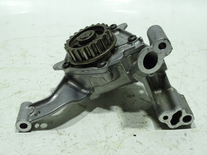 BOMBA DE AGUA 1.0 ECOBOOST CM5G-8501-FA FORD FIESTA MK7 FOCUS MK3 