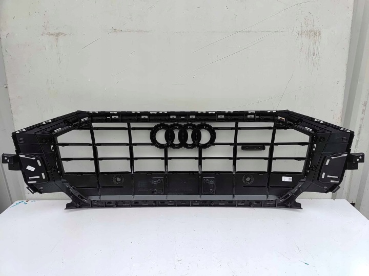 AUDI Q8 4M8 GRILLE CALANDRE PARE-CHOCS AVANT NEUF ORIGINAL 3732