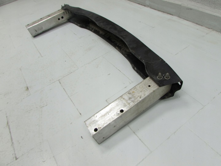 AUDI A5 8T 07-16 POUTRE RENFORCEMENT PARE-CHOCS ARRIÈRE 8K0807332A 8K0807331B