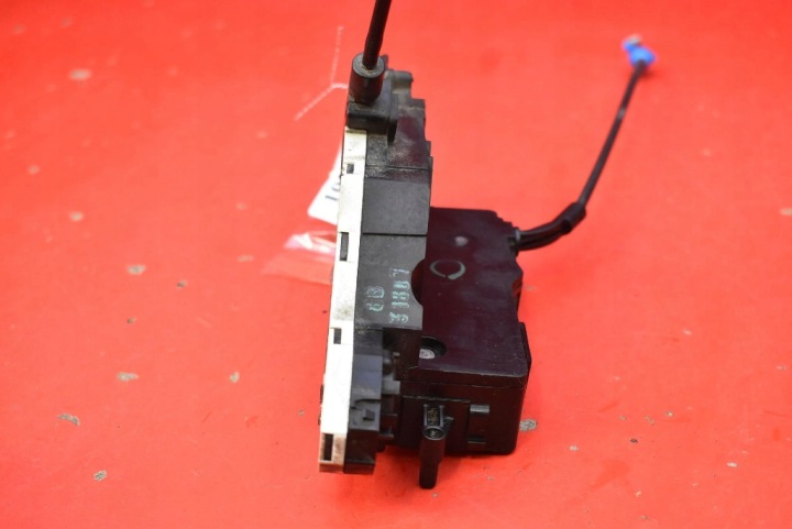 SERRURE DE PORTE DROIT AVANT AVANT EUROPE 24099816 CITROEN C4 PICASSO 1 I 06-13