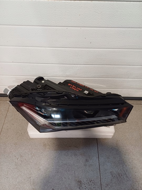 PHARE DROIT AVANT SKODA SUPERB IV 4 COMPLET LED 3P1941016A