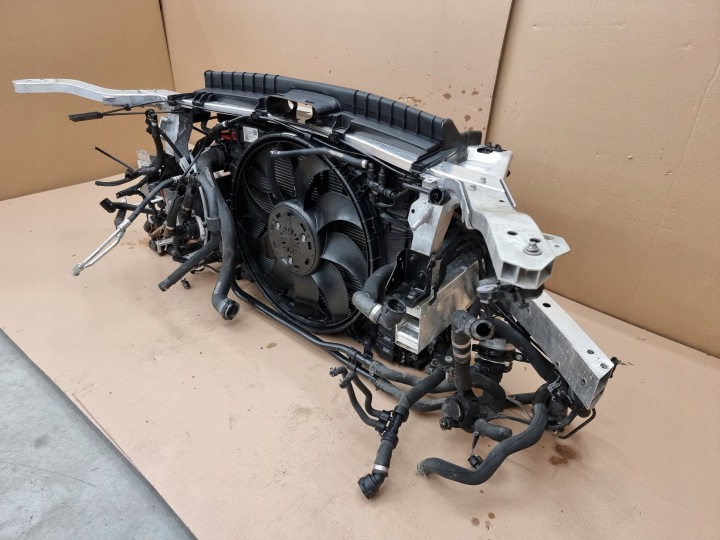 PANNEAU AVANT MERCEDES GLC 300DE X253 HYBRIDE LIFT COMPLET DÉMONTAGE EUROPE