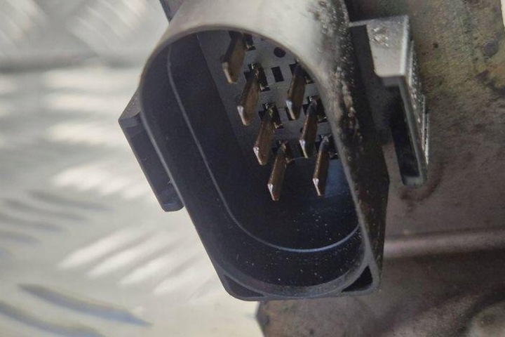 POMPE CARBURANTS VOLVO S80 I (TS, XY) 0460415990 2.5L DIESEL 103KW 1999