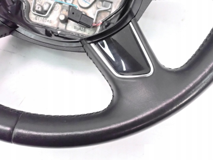 VOLANT MULTIFONCTIONNELLE A8 D4 4H 4H0419091T INU