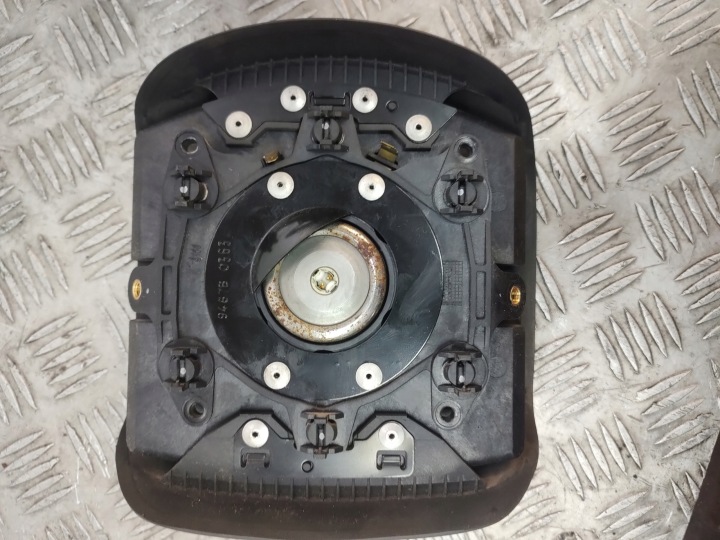 VOLANT AVEC COUSSIN REANSI MK6 00-06R