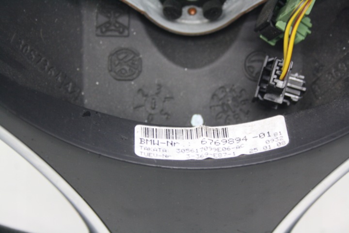 VOLANT CUIR MULTIFONCTION EN BON ÉTAT BMW E87 E81 6769894